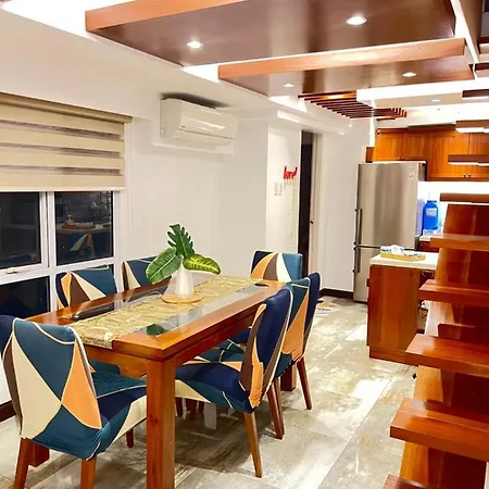 Luxx Suites Bgc
