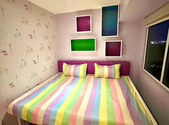 Luxx Suites Bgc Apartment *