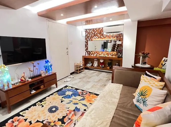 Luxx Suites Bgc